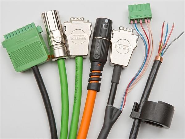 Kabelkonfektion & Sonderanfertigungen Netz-, Daten- und USB-Kabel für Industrie , IT- und Netzwerktechnik ....